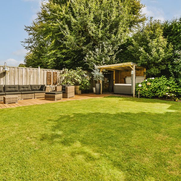 Redefining Green Spaces: 4 Defining Ways Studio Windsor Innovates with Bespoke Garden Concepts